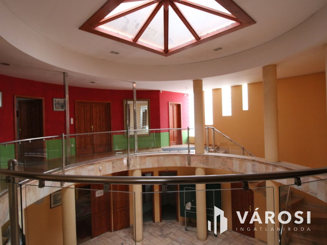 Befektetésre alkalmas családi ház eladó!