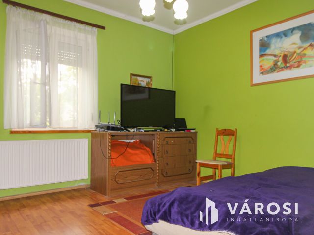 Napellemes ház Dömösön, elérhető áron