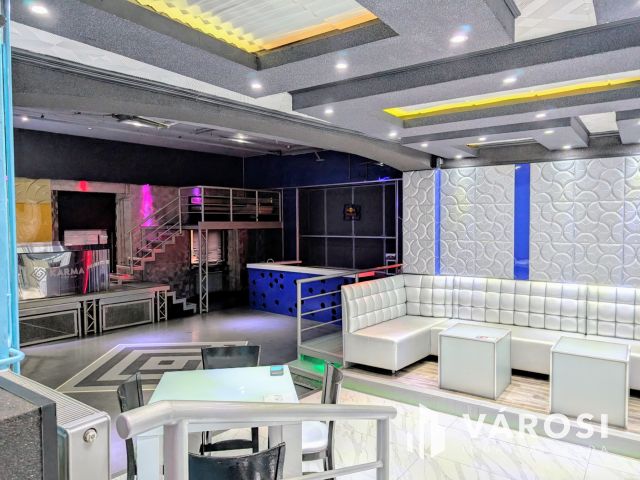 Szórakozóhely Gyula belvárosának legszebb részén kiadó!