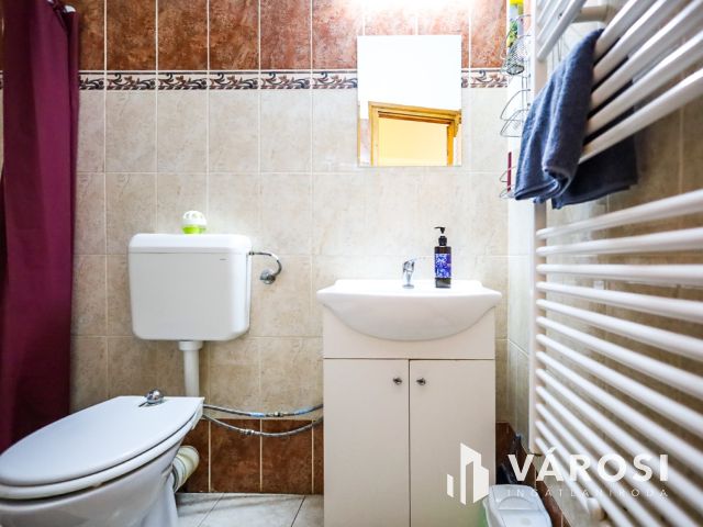 Újszerű, 10 egységből álló apartmanház a Vár tövében