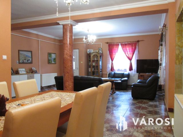 Két generációs otthon