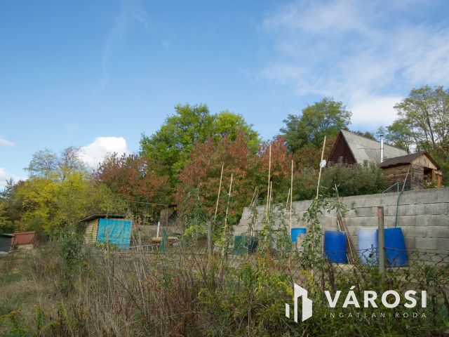 Örök panorámás üdülő övezeti telek eladó