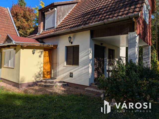 Téliesített nyaraló Szanazugban, a Köröshöz közel!