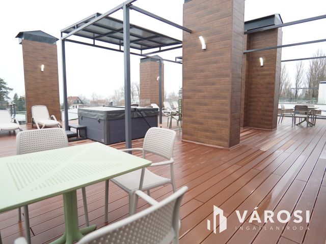 Fonyódon, 150m-re a víztől, új lakás, Wellness használattal!