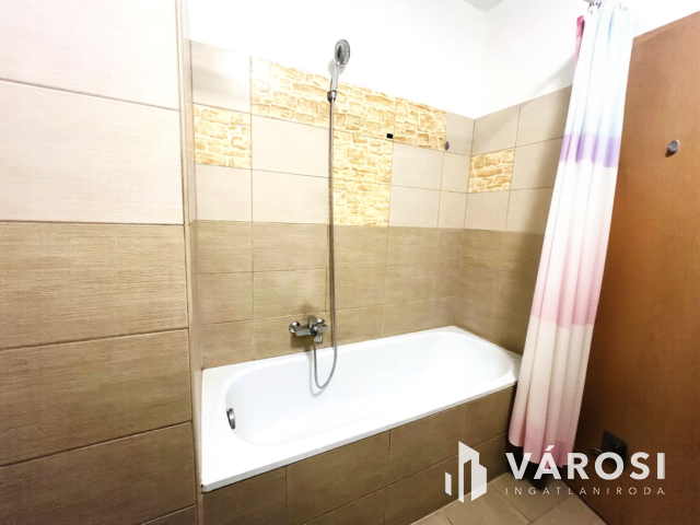 Marina Part – teraszos, 3 szobás lakás kiadó