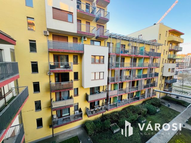 Marina Part – teraszos, 3 szobás lakás kiadó