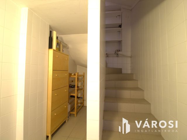 Ritka lehetőség: 204 m2 prémium sorházi otthon saját kerttel