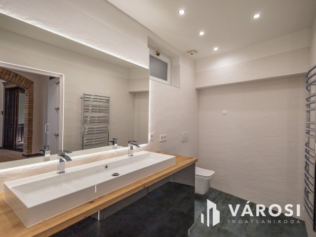 Egyedülálló hangulat, páratlan lokáció