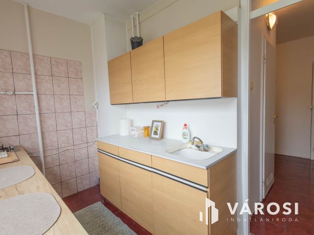 Panelprogramos kis lakás bármelyik korosztálynak!