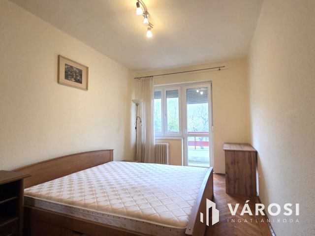 Azonnal költözhető lakás a Nagyerdőnél-Debrecen