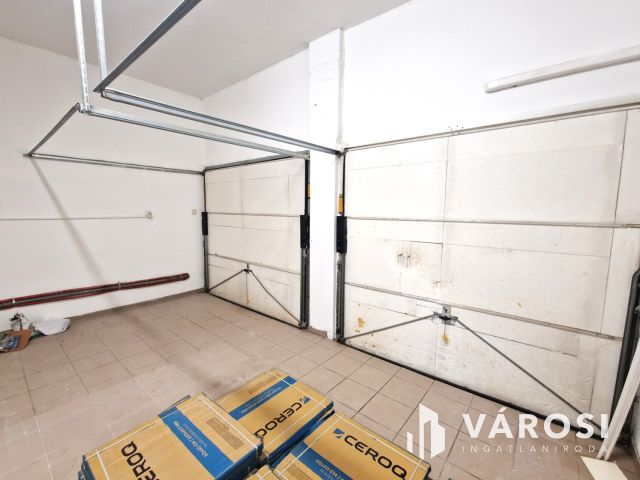 KIADÓ, 67m2 prémium üzlethelyiség a belváros szívében!