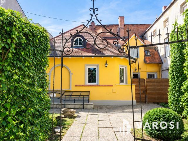 Egyedi ingatlan Sopron belvárosában