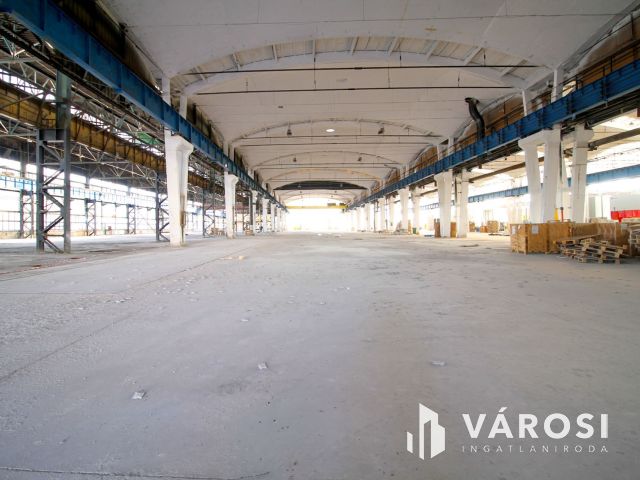Kiadó ipari csarnok Csepelen